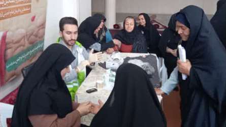  ارتقای سواد سلامت و ارائه خدمات مراقبتی به بانوان 